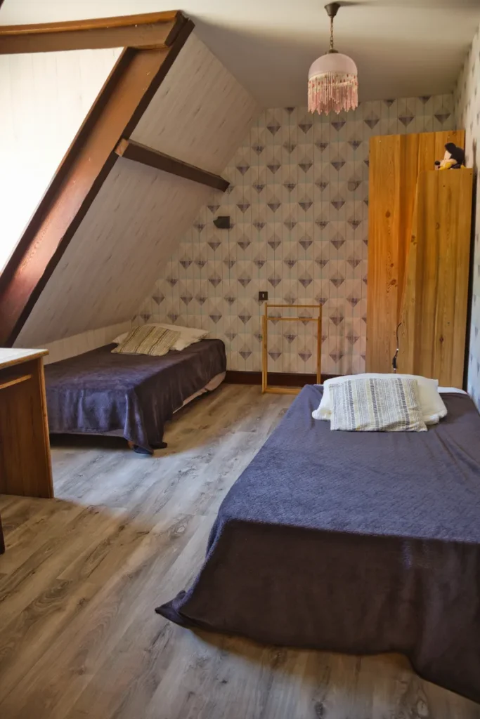 Chambre avec lits simples modulables